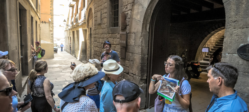 Small Group Best Of Barcelona Tour + Sagrada Familia