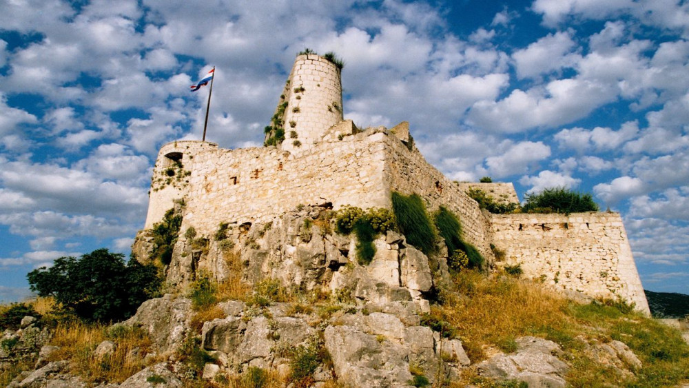 Private Klis Fortress Tour with Olive Museum Tasting
