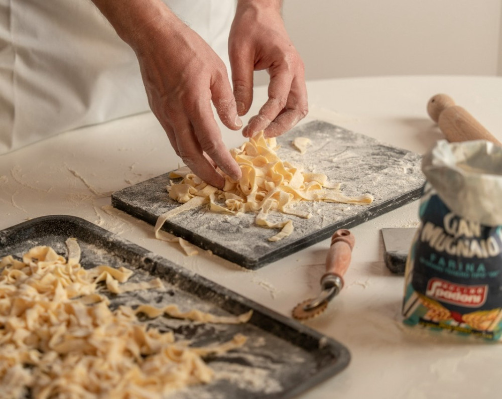Verona Cooking Class, Market Tour & Local Wine with Michela