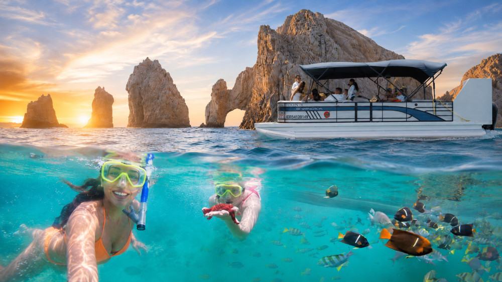 3-Hour Elite Tritoon Boat for Snorkeling, Sunset, & Bay Tour