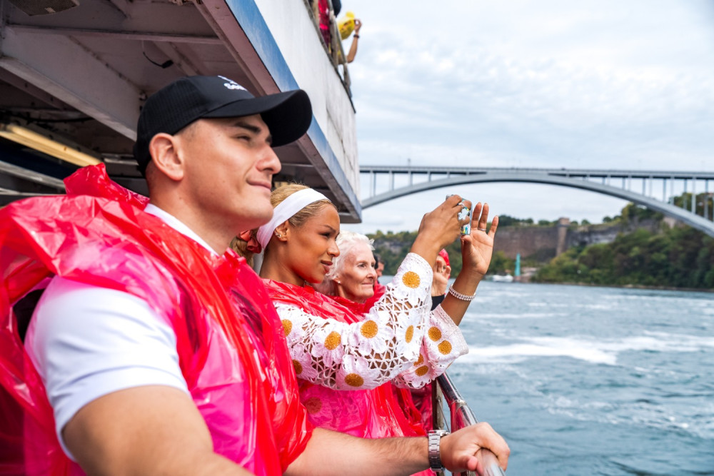Express Best of Niagara Falls Small Group Tour