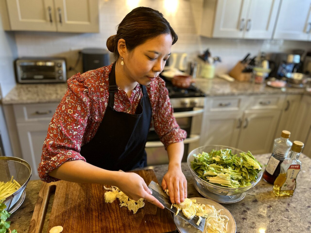 Regional Chinese Cooking Class in Astoria, Queens, NYC with a Local Host
