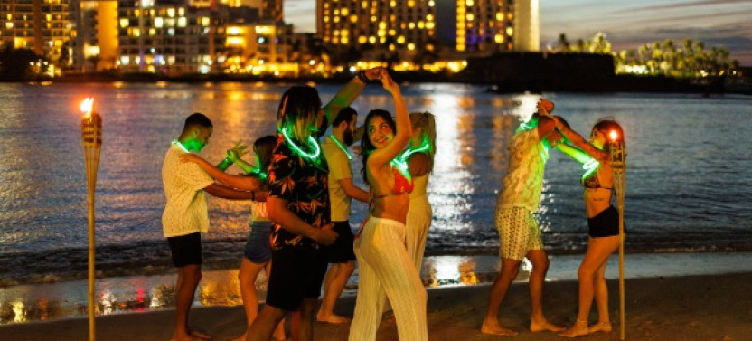VIP Glow Salsa Night Experience at Condado Beach in San Juan