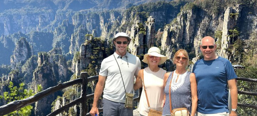 1-Day Mini Group Tour to Zhangjiajie Forest Park and Avatar Mountains