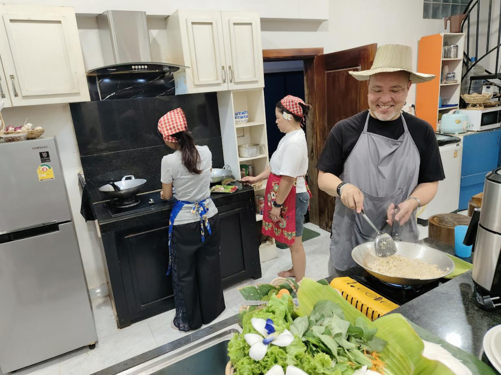 Authentic Siem Reap Cooking Class with Market Tour & Hotel Transfers