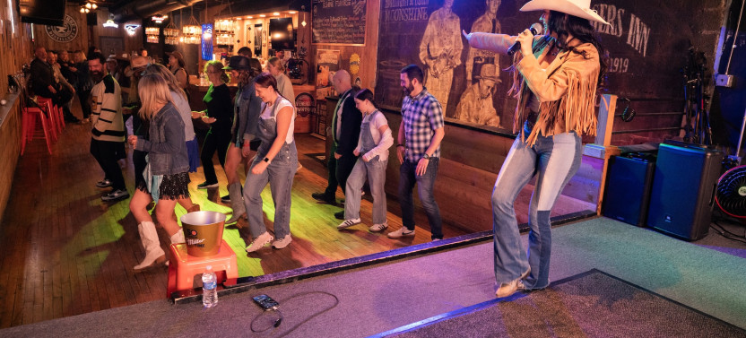 Line Dancing in Nashville at Bootleggers Inn