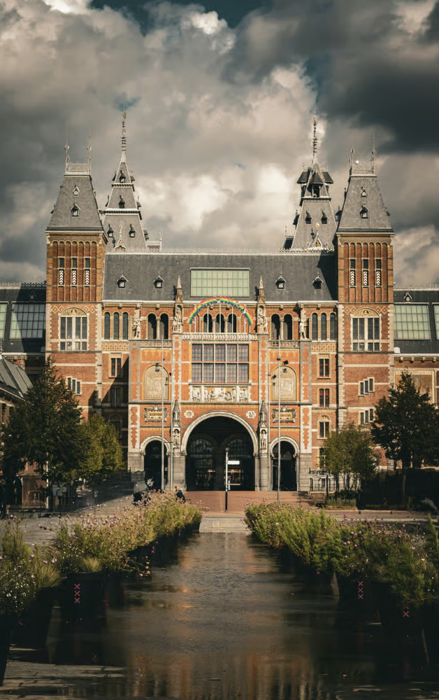 Private Art Historian Tour with Priority Access: Rijksmuseum & Van Gogh