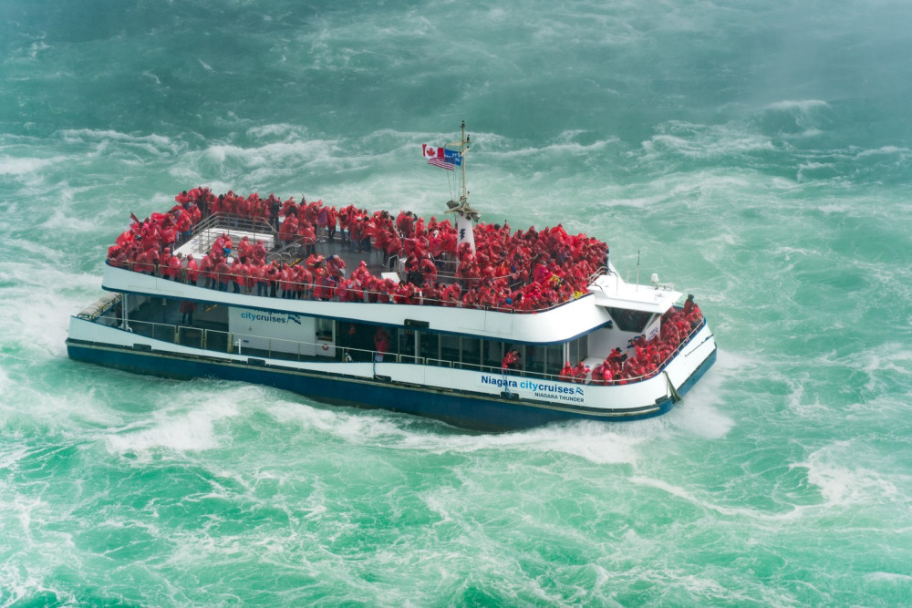 Niagara Falls Augmented Reality History and Boat Cruise Tour