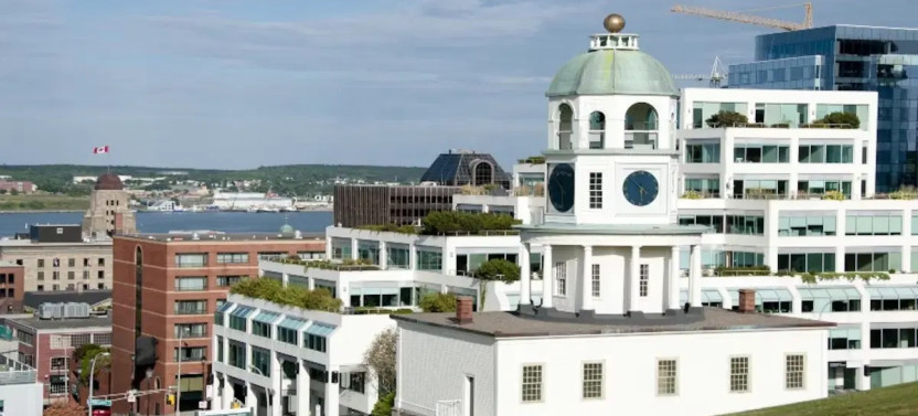 Halifax Small Group Walking Tour with Citadel + Maritime Museum