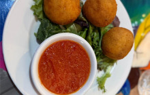 Secret Food Tours - Europe100