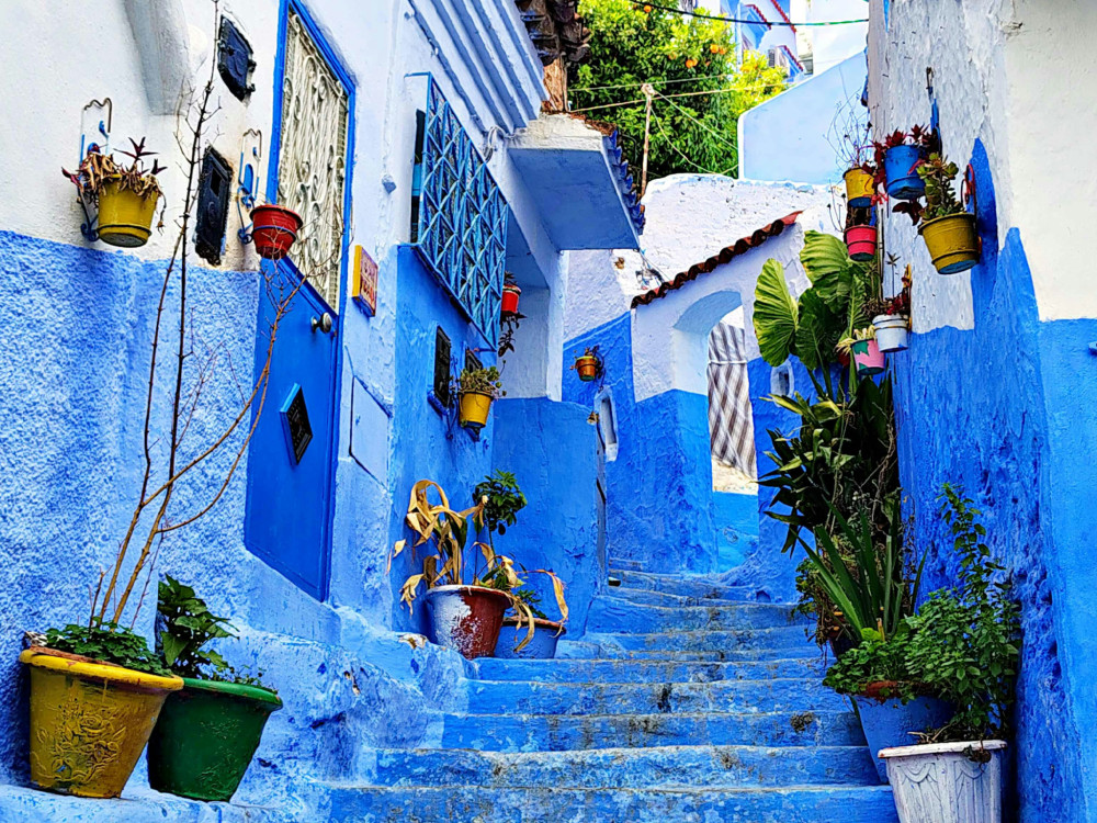 From Casablanca : 5-Days Private Tour To Marrakech Via Chefchaouen & Desert