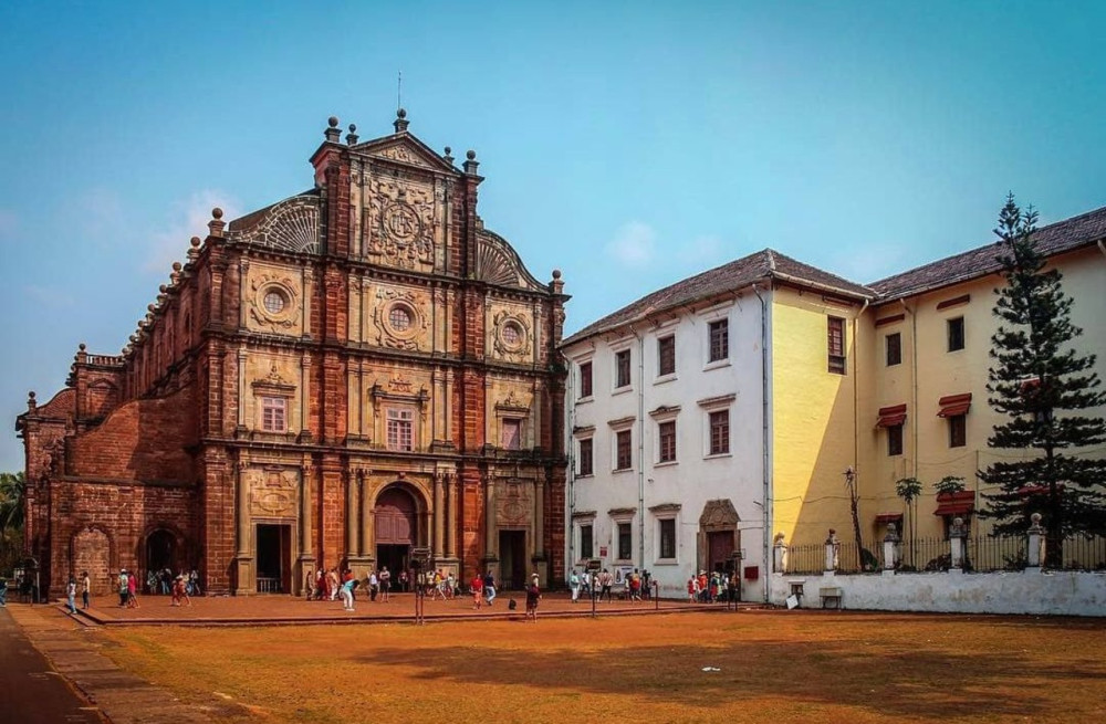 Private Goa Sightseeing Tour with Heritage Churches & AC Car