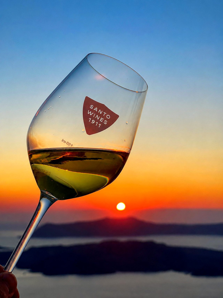 Santorini: Private Sunset Wine Tour