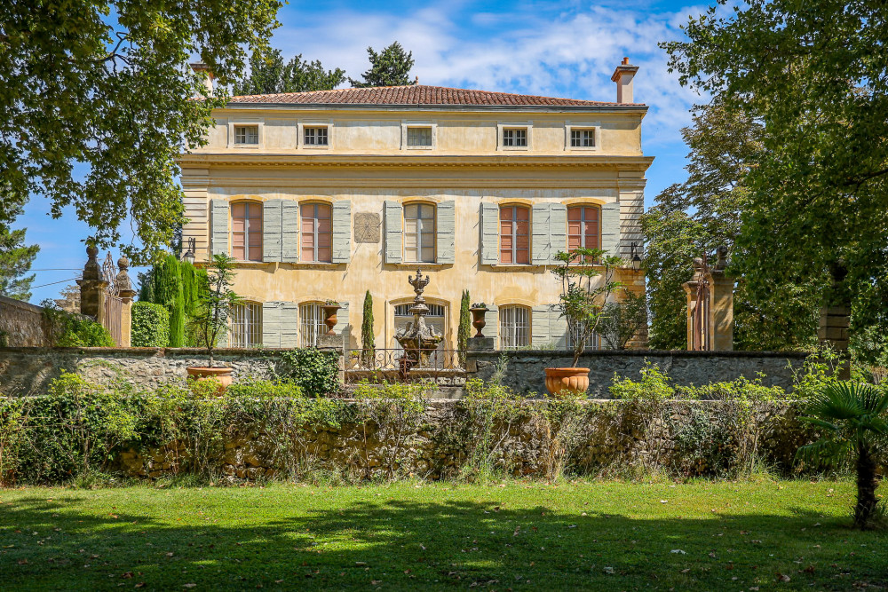 Aix-en-Provence, Historic Elegance, Provençal Flavours, Art And Wine