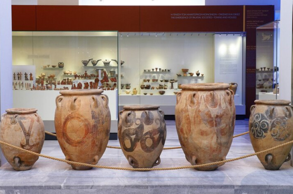 Archaeological Museum & Knossos Palace Guided Tour Half Day