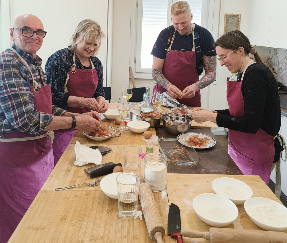 Authentic Ligurian Cooking Class with Local Wine in Imperia with Patrizia