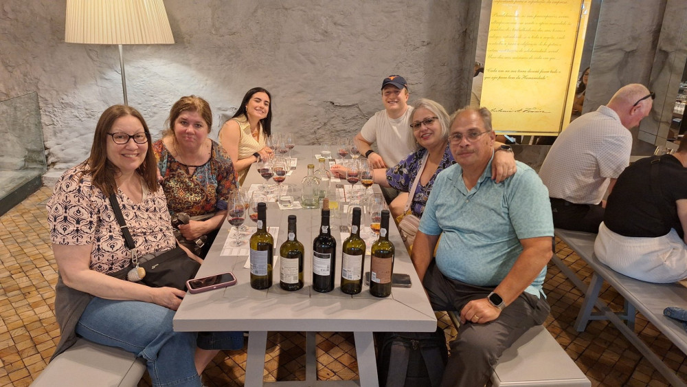 Private Porto Full-Day Tour: Cathedral, Lello and Wine Tastings