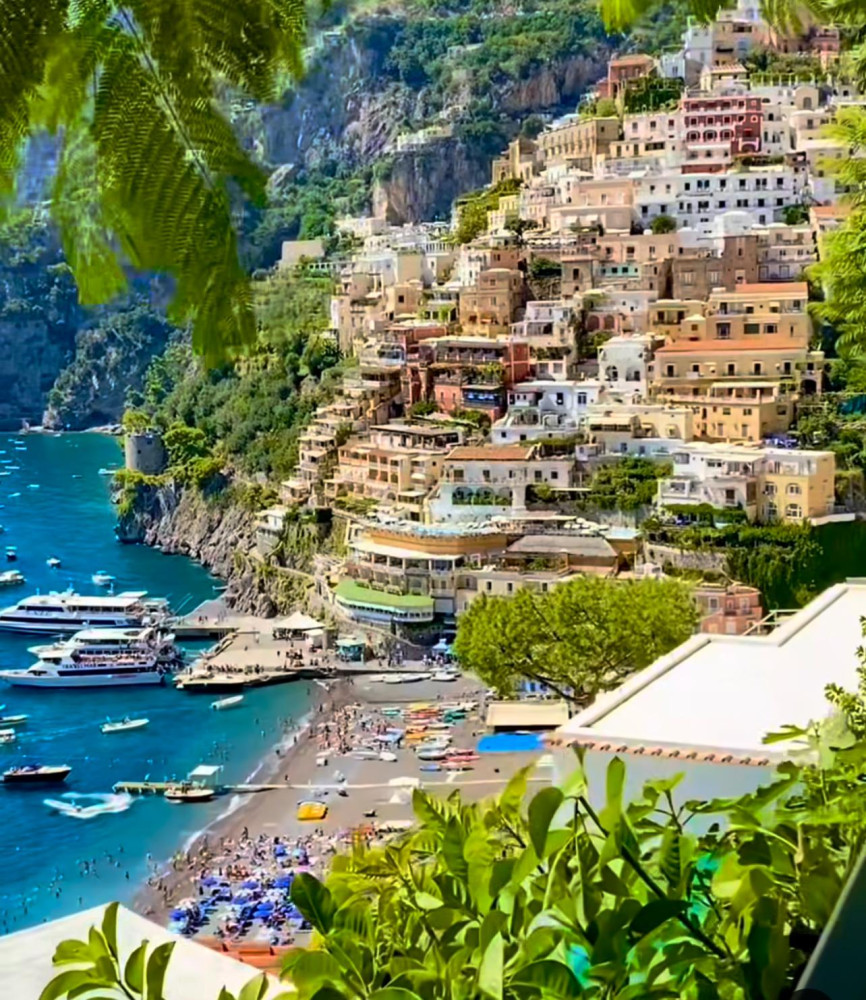 Positano, Sorrento & Pompeii with Skip-the-Line Tickets & Private Guide