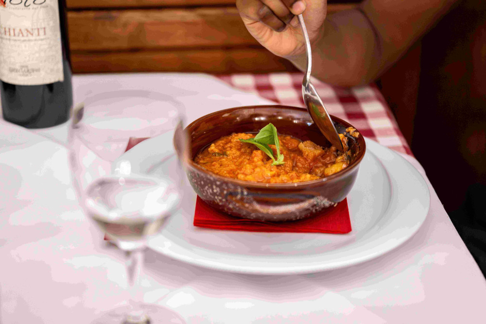 Florence Local Traditional Food Tour - Eat, Learn and have fun with a Local