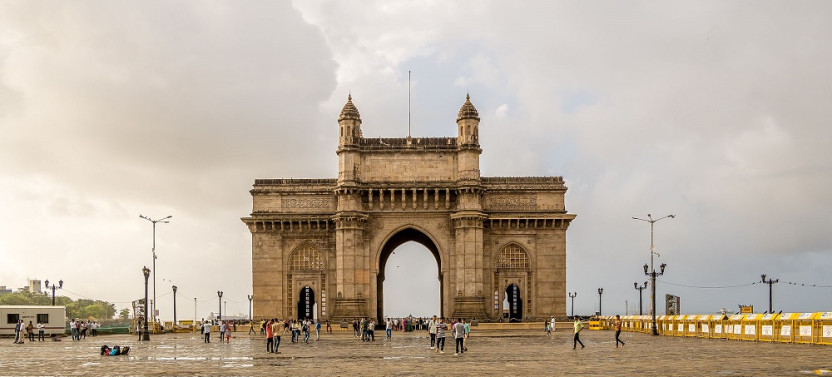 Private Mumbai Dhobi Ghat Tour with UNESCO Site