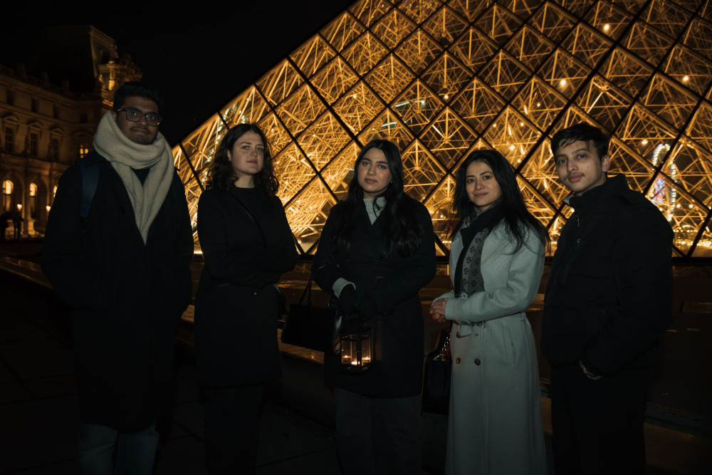 Paris After Dark: Ghosts, Legends and Dark History Walking Tour