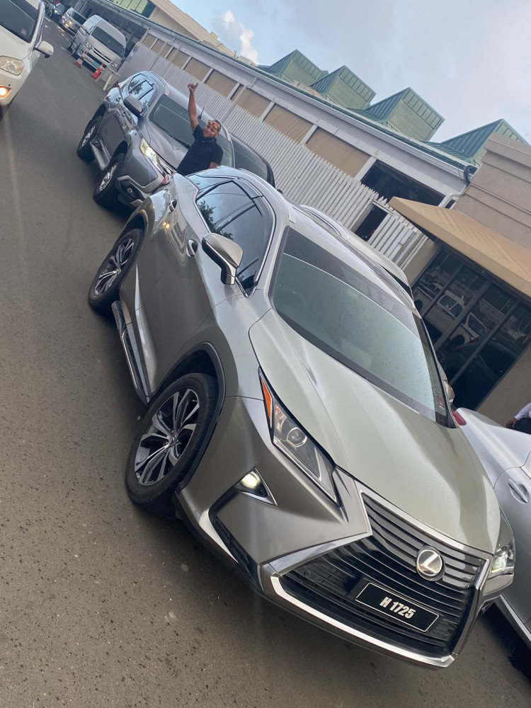 One-Way Luxury Airport Transfer