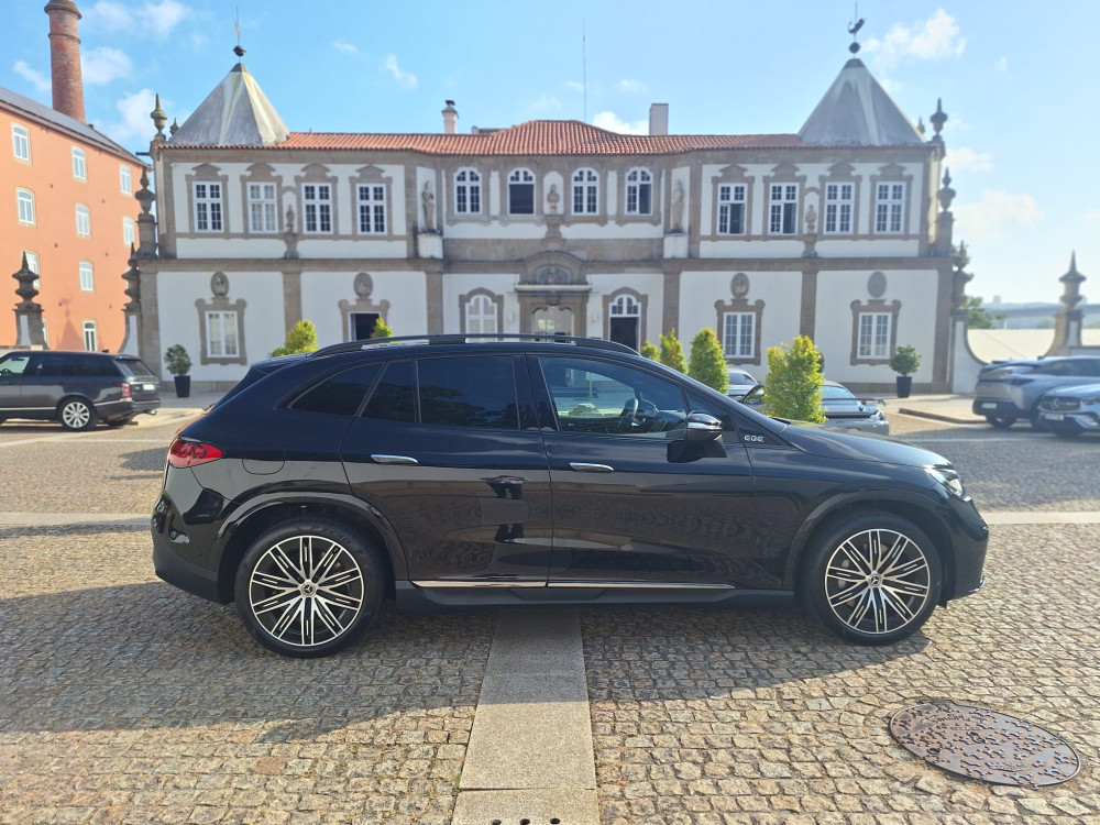 Private Chauffeur by the Hour in Porto – 40 km Included per Hour