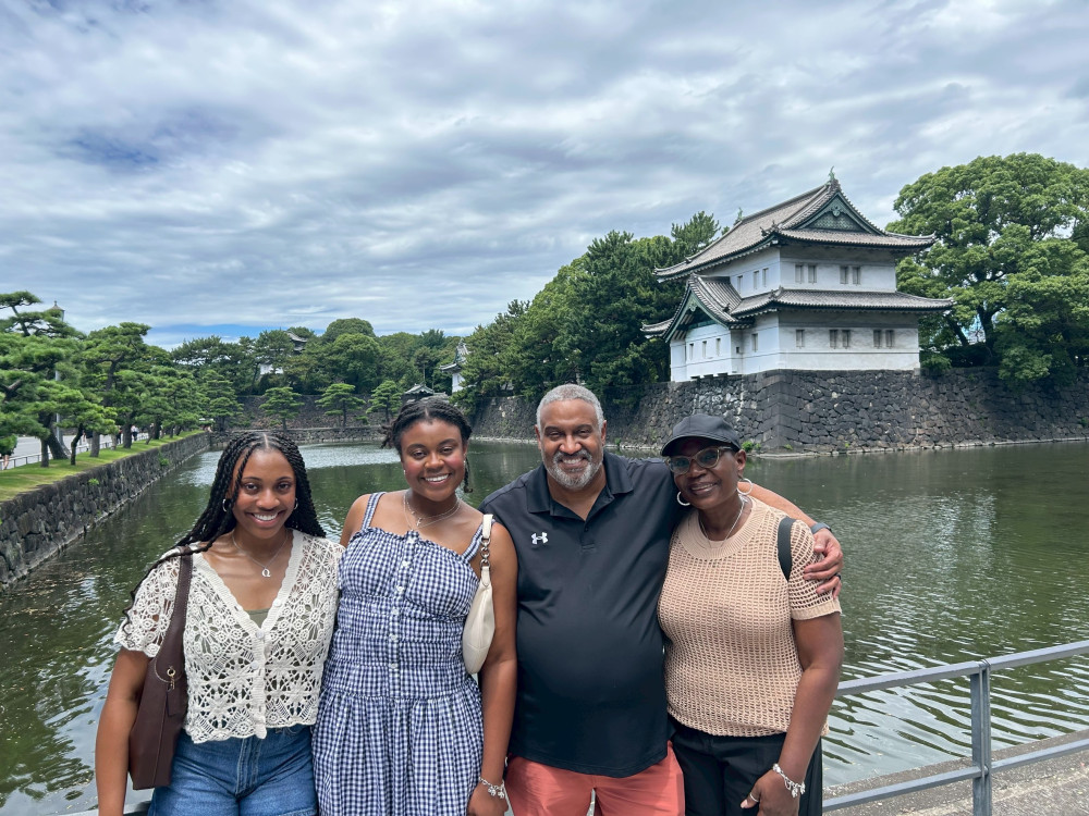 Tokyo Shogun's Castle Walk: Imperial East Gardens Shared Tour