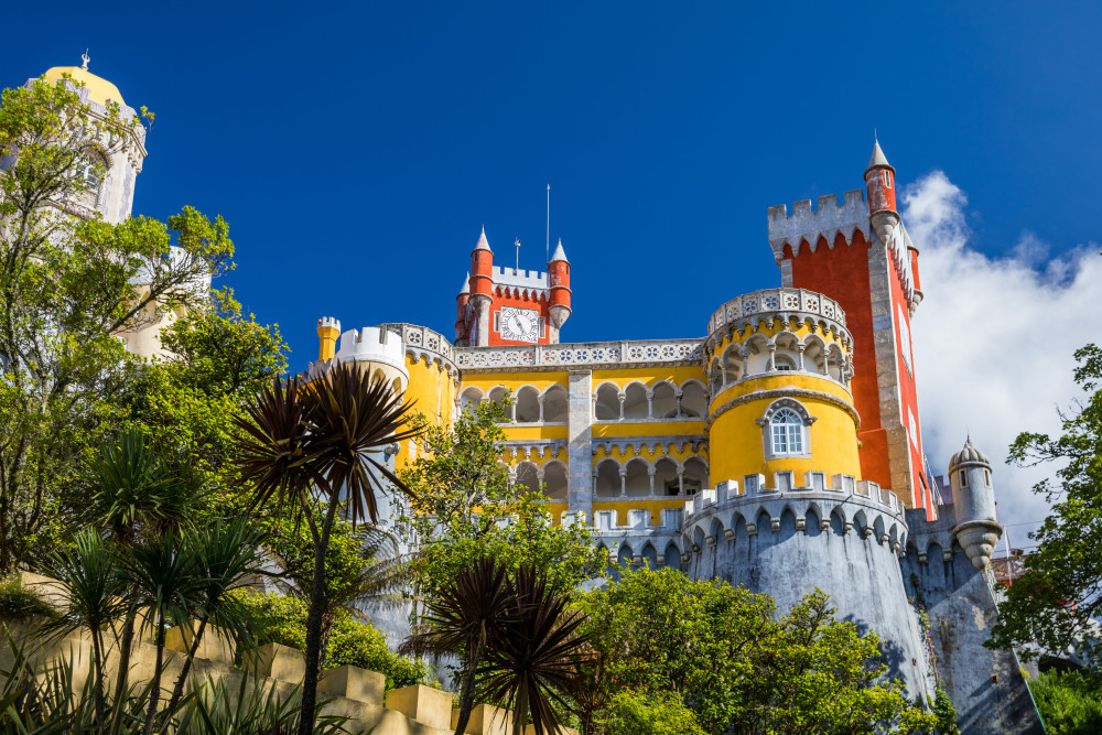 Private: Sintra, Cabo da Roca & Estoril Full-Day Tour with options