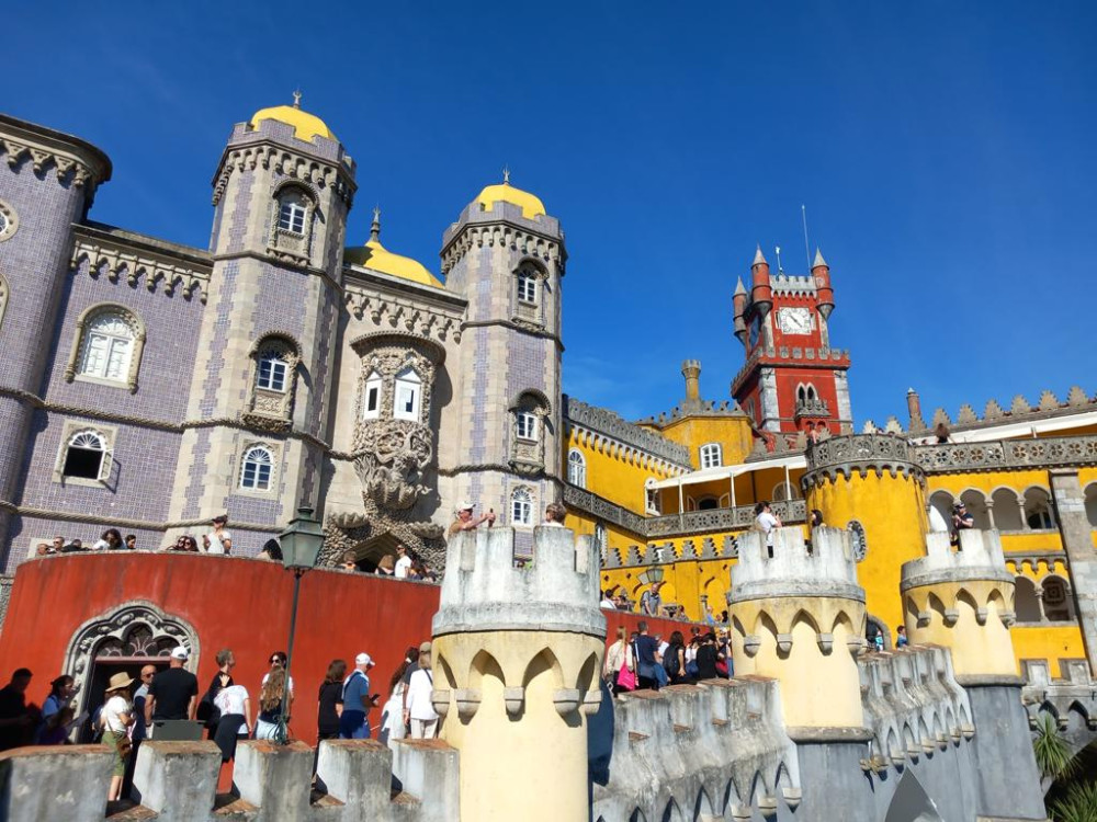 Full Day Private Tour to Sintra and Obidos