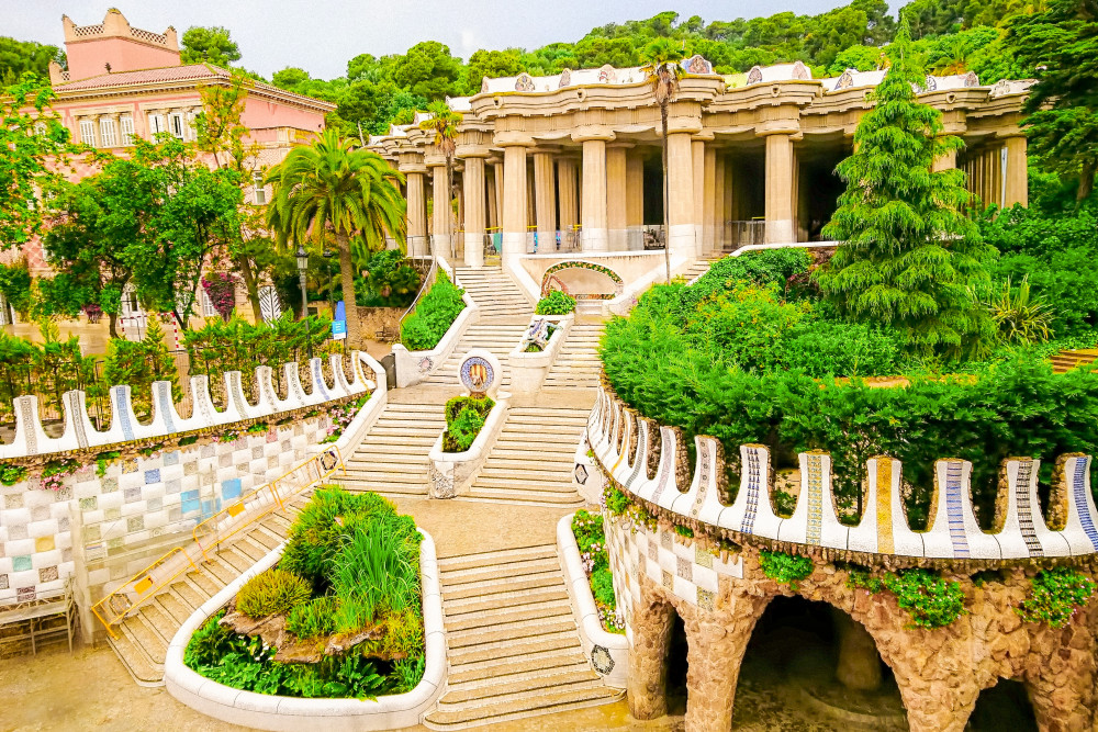 Gaudí's Park Güell Fast-Track Small Group Tour