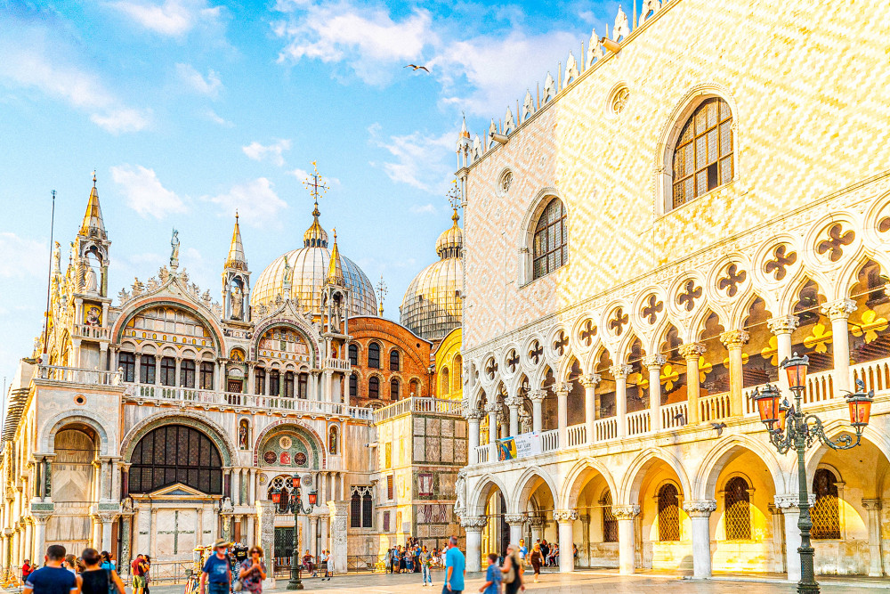 VIP Private Tour of St. Mark's Basilica and Doge's Palace