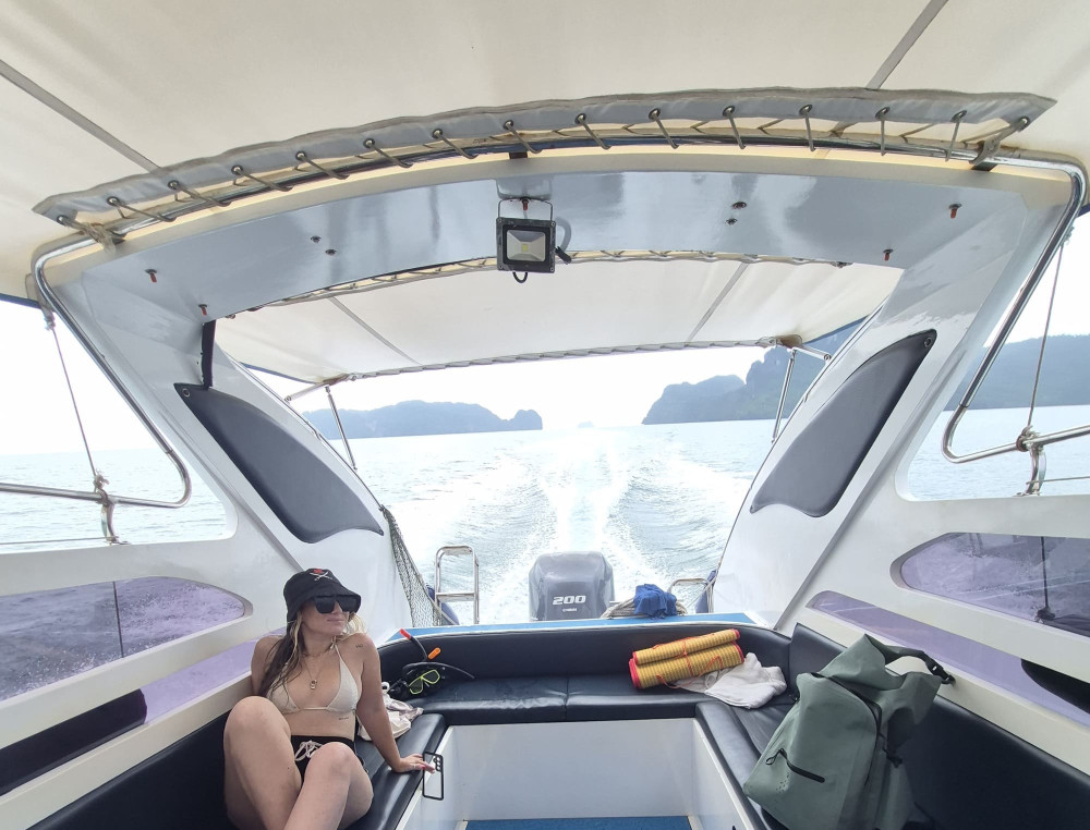 James Bond & Hong Island Small-Group Speedboat Tour from Krabi