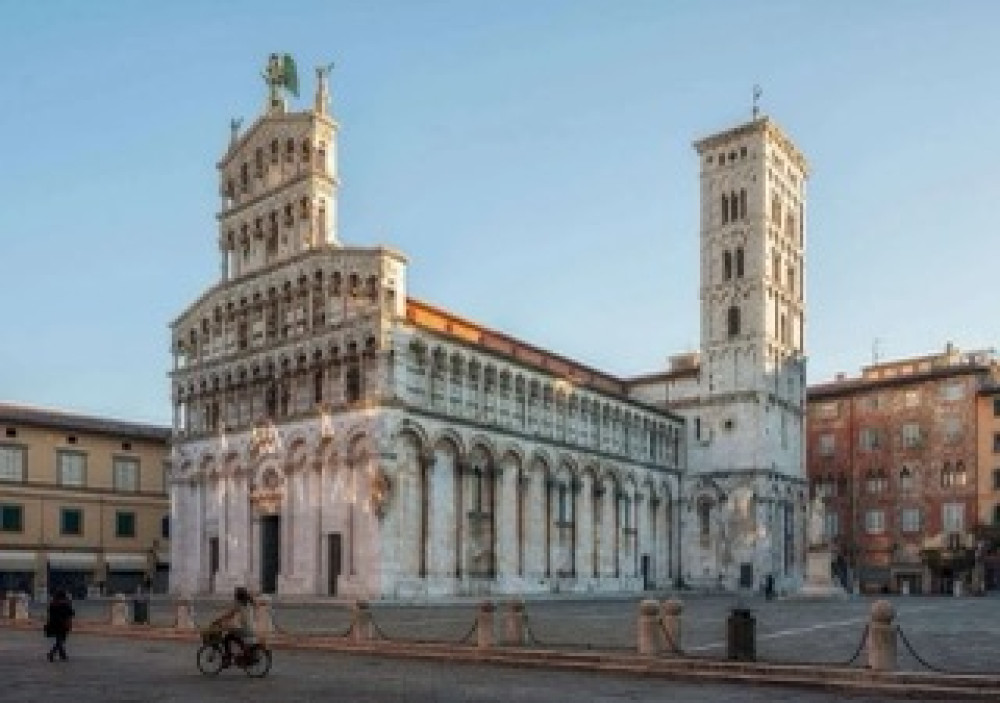 Private Pisa & Lucca Secrets