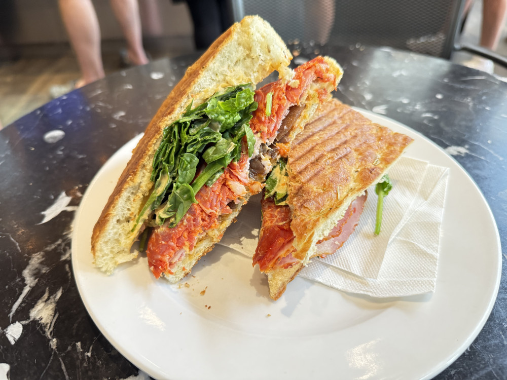 Victoria: Old Town & Chinatown Small-Group Food Tour, 7+ Tastings