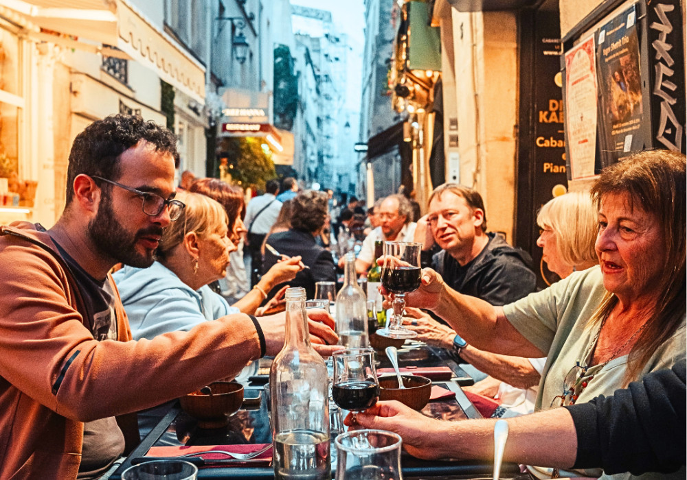 Paris Le Marais Food Tour with French Onion Soup, Beef Bourguignon & Wine