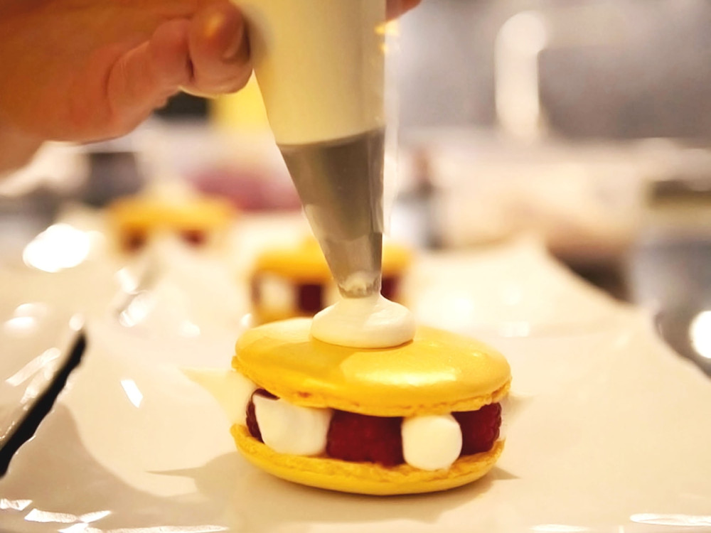 Private Paris Macaron Class with MasterChef France Winner Jean-Yves
