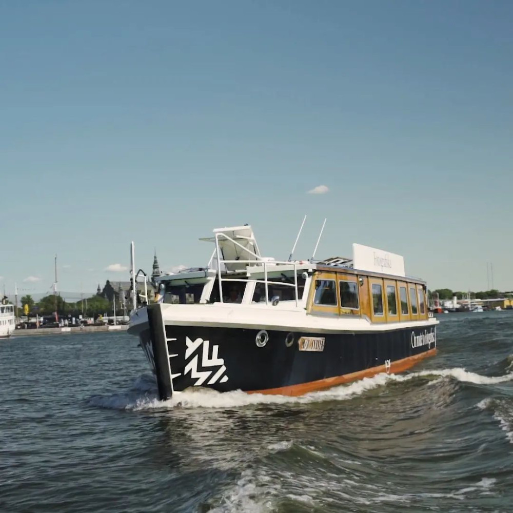 Archipelago Winter Tour on a Classic Electric Boat