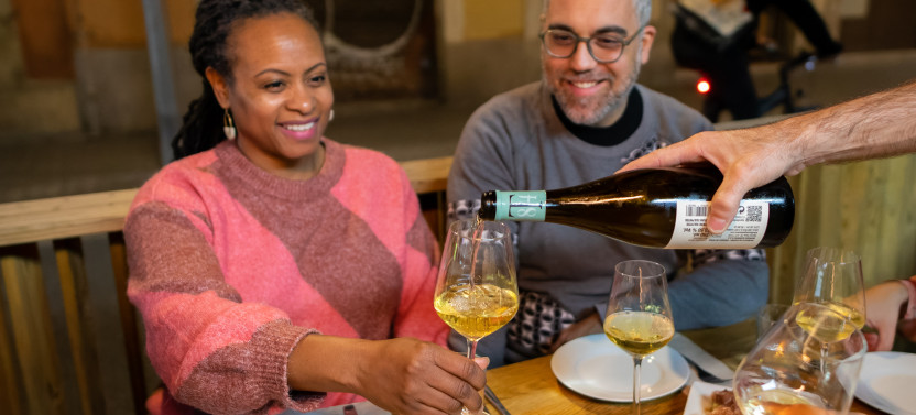 Private Barcelona Poble Sec Tapas & Wine Tour