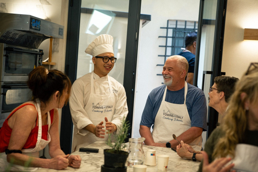 Florence Pizza & Gelato Making Cooking Class