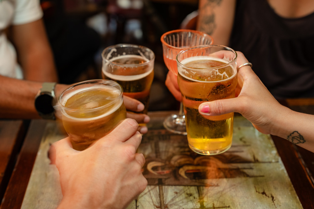 Edinburgh: Ultimate Walking Food Tour with Beer & Whisky