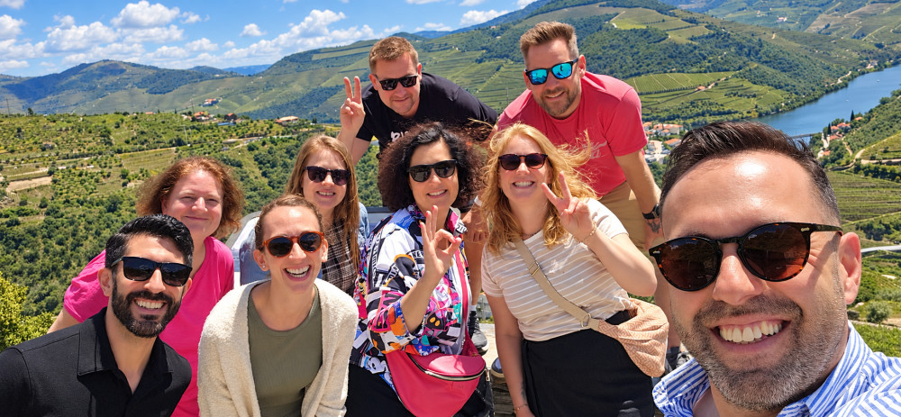 Douro Valley Wine Experience from Porto: 2 Wineries, Lunch & River Cruise