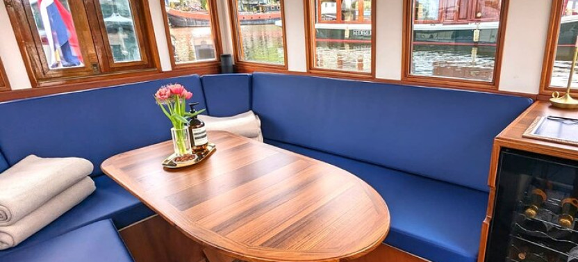 Private Boat Tour In Amsterdam With Welcome Drink