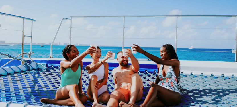 Morning Champagne Brunch Cruise with Snorkeling at Aruba Reefs