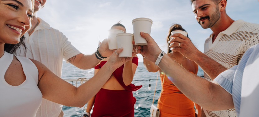 Romantic Sunset and Full Moon Cruise with Live Music in Aruba