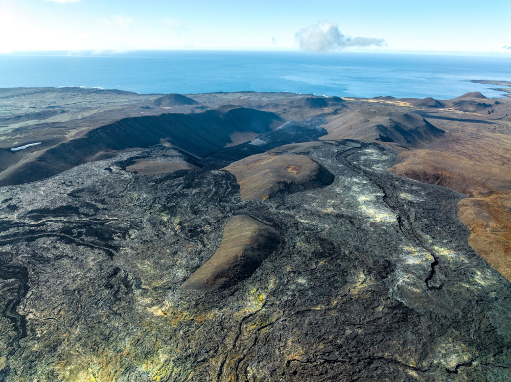 Volcano Super Jeep Shuttle Adventure
