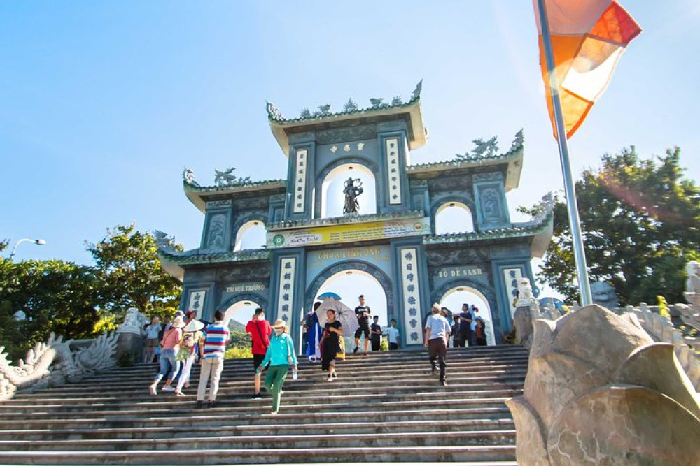 Da Nang Half-Day City Tour with Marble Mountains, Cham Museum & Lady Buddha