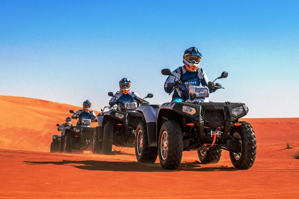 Classic Dubai Desert Safari with BBQ Dinner and Camp Activities