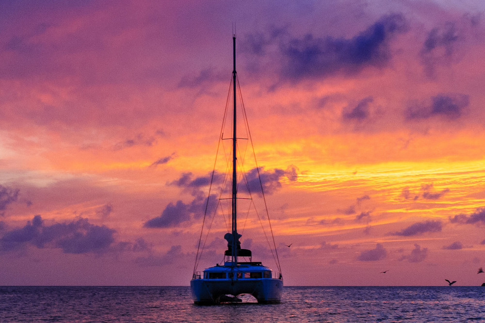 catamaran sunset cruise in aruba