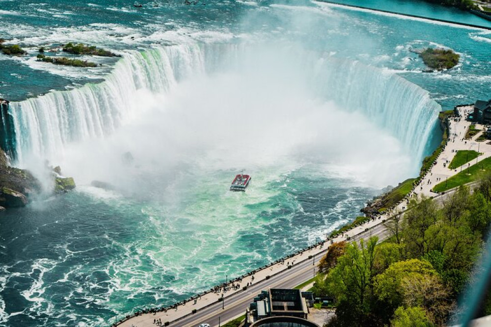Niagara Falls Canada Tour With Boat Ride & Maple Tasting – USA Pickup